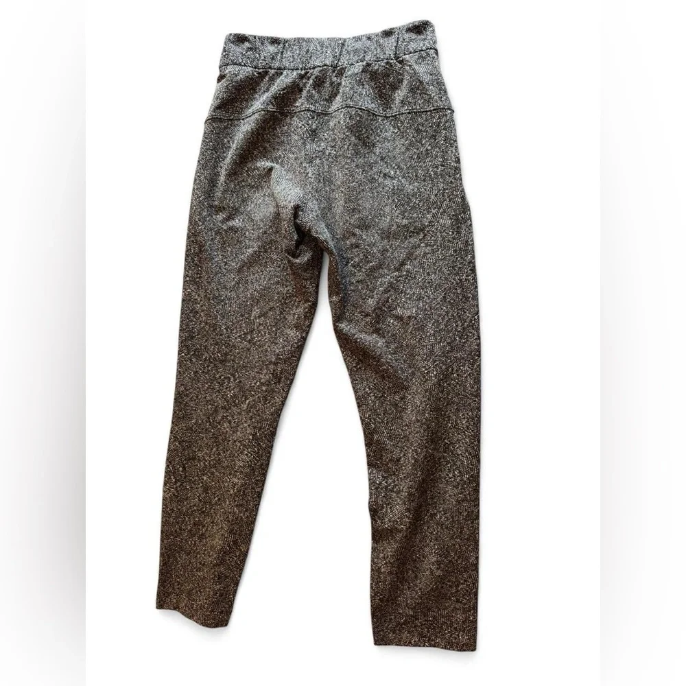 Lululemon On The Fly Pant 28